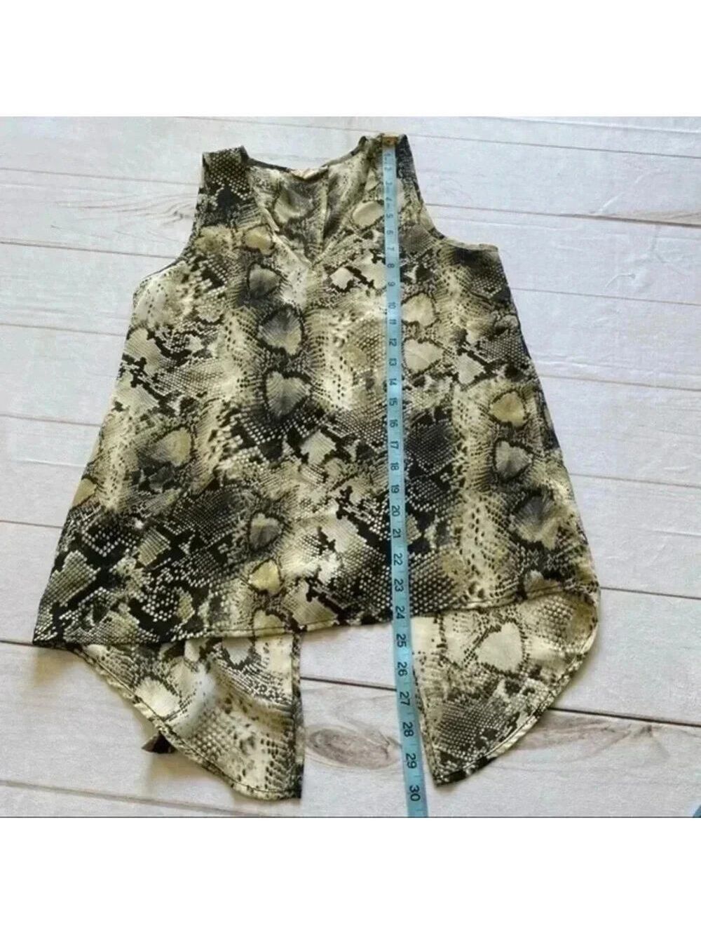 Sandy& Sid NewYork, Snakeskin sleeveless b… - Picture 9 of 12